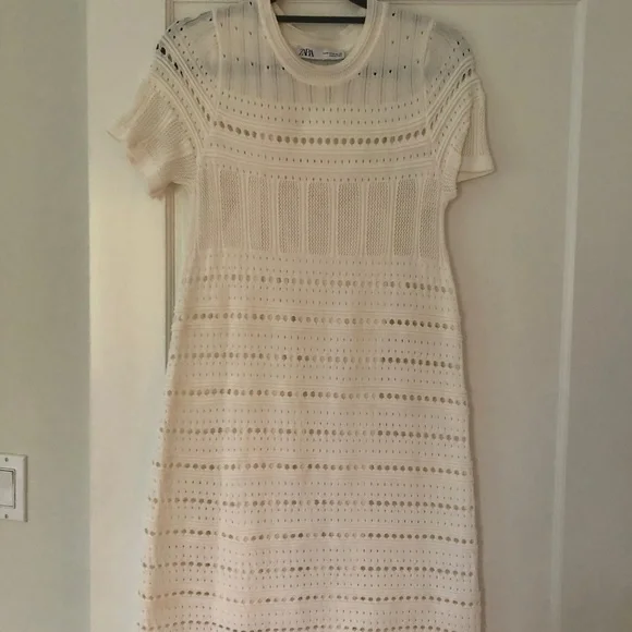 white sweater dress zara RIBBED KNIT WITH WAVY TRIM - cable detailing Softly flared flutter sleeves Midi length Little one, big style!! Winter